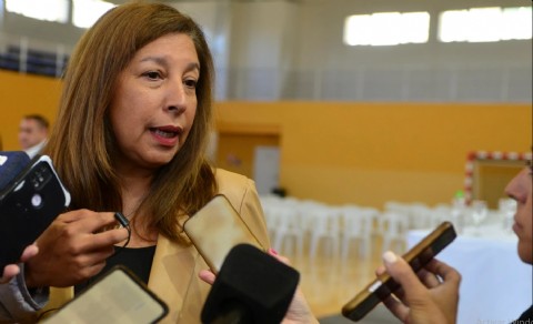 El Gobierno de Arabela tuvo el tupé de pedirse un día para reveer la situación de los salarios