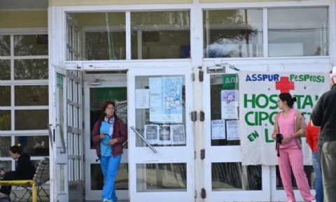 Siguen las medidas de fuerza en el hospital de Cipolletti a la espera de una respuesta de Arabela