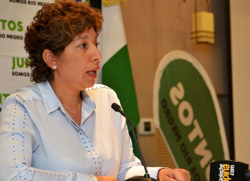 El Gobierno de Arabela amenazó con no pagar los salarios si Unter extiende la ocupación