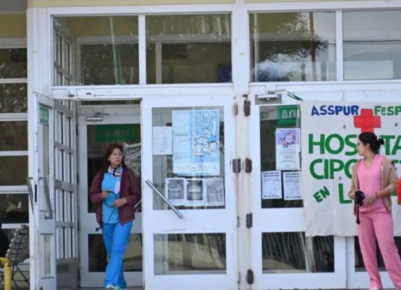 Siguen las medidas de fuerza en el hospital de Cipolletti a la espera de una respuesta de Arabela