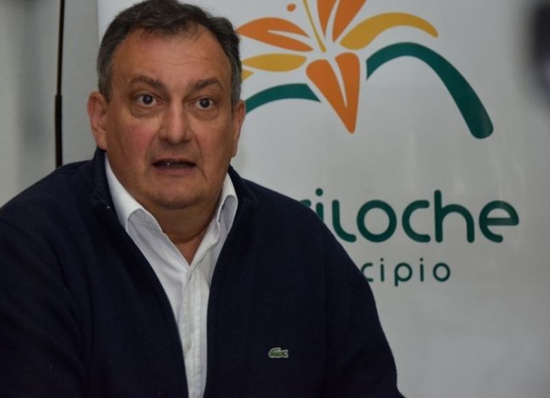Profundo malestar por contrataciones directas en dólares en el municipio de Bariloche