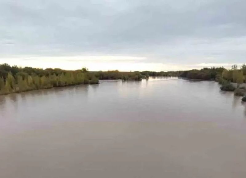 Preocupación por el nivel de turbiedad que presenta el Río Negro