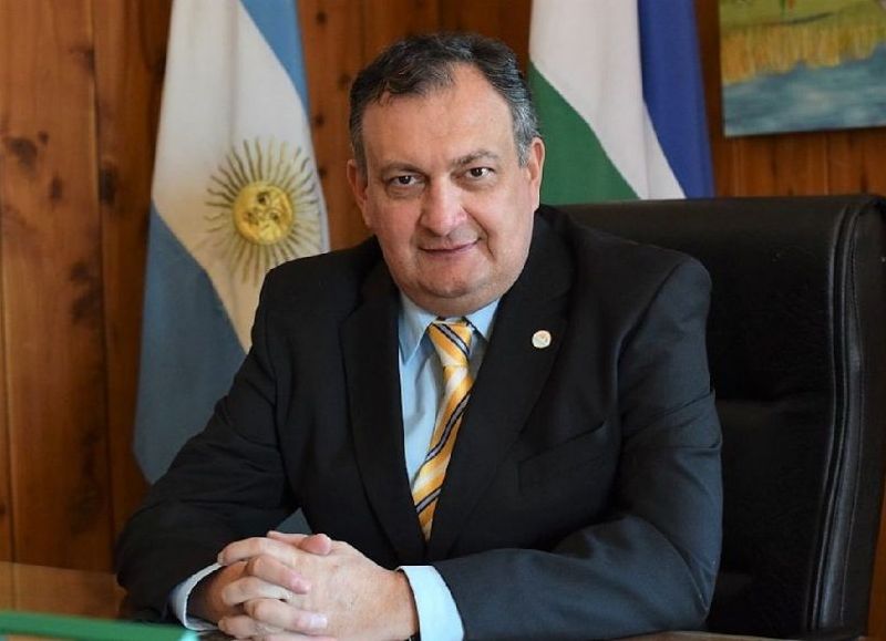 Bariloche: Gennuso autorizó un pago de 8 millones de pesos a una empresa en quiebra