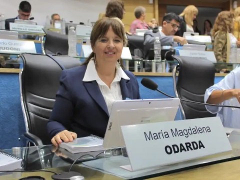 Denuncian que Weretilneck hace negocios con empresa inglesa prohibida por saquear petróleo en Malvinas