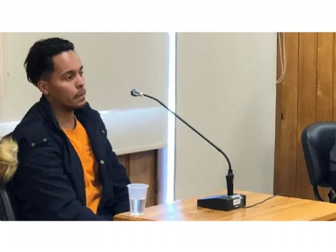 Se fugó Fernando Alves Ferreira, quien se autopercibió mujer para evitar una condena por femicidio