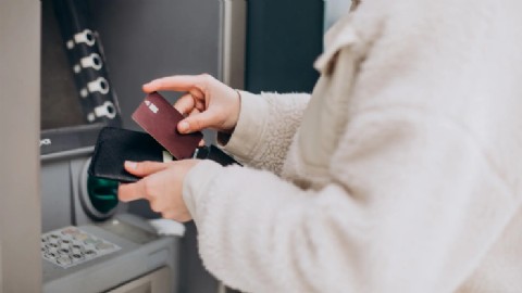 Río Negro abonará salarios con suba del 5,65 por ciento y pago de indumentaria