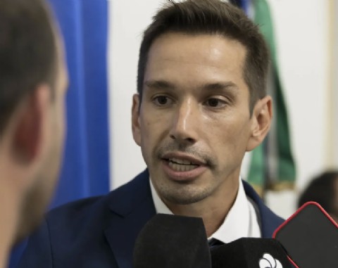 Fiesta de la Manzana: el ministro Ríos acusó al kirchnerismo de “aprovecharse de los productores”