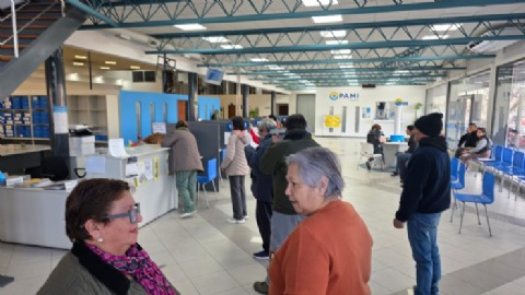 ATE y centros de jubilados denuncian la grave situación en la que se encuentra el PAMI