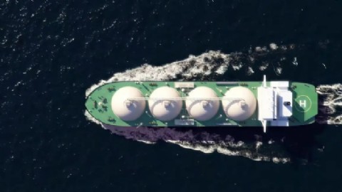 Habilitan la primera exportación de GNL desde las costas provinciales