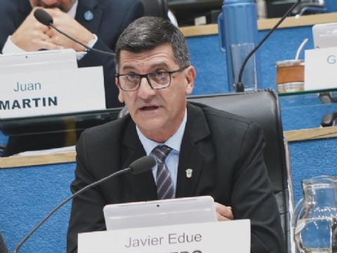 Proponen boleto gratuito para policías y penitenciarios que viajen en cumplimiento de su función