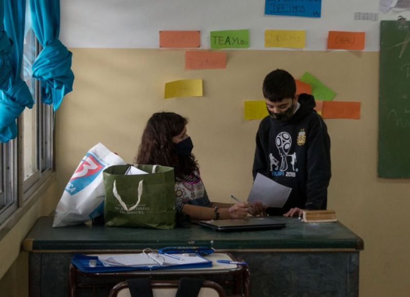 Buscan frenar la suspensión de clases presenciales con una ley