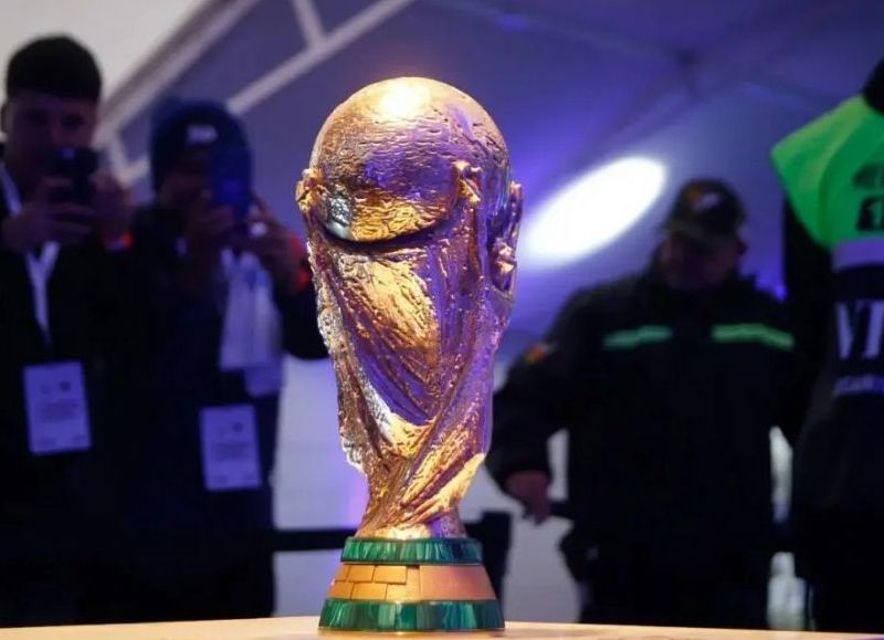 Río Negro Deporte invita a la exhibición de la Copa del Mundo en Viedma