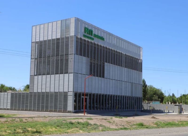 Impulsan un instituto técnico para formar trabajadores en la industria del GNL