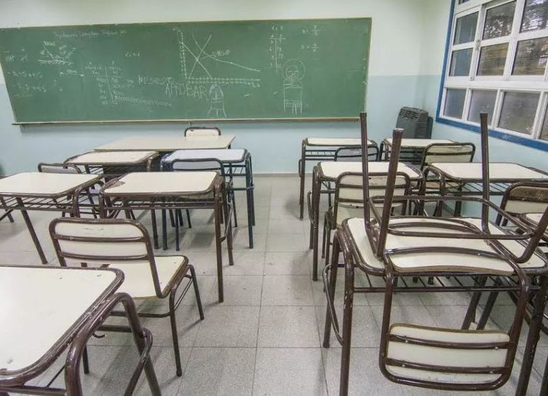 El Gobierno provincial empuja a los docentes al paro y pone en riesgo el reinicio de clases