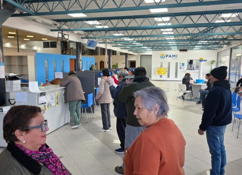 ATE y centros de jubilados denuncian la grave situación en la que se encuentra el PAMI