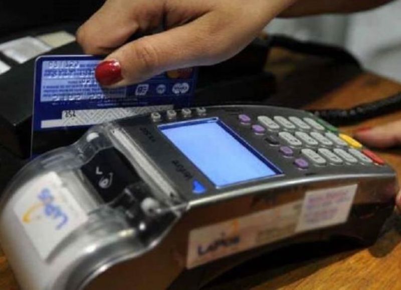 Arabela Carreras sacó un proyecto de la gestión anterior y dejó en banda a decenas de trabajadores