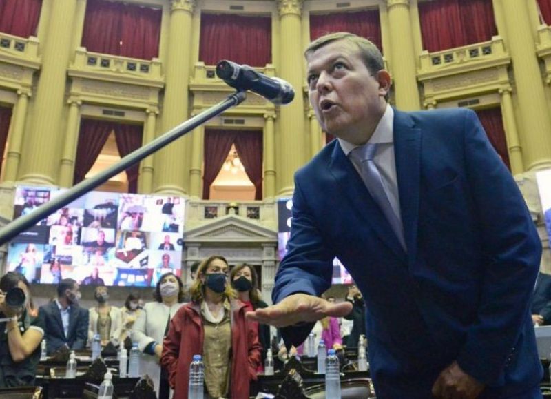 Revocaron los cargos del Diputado de La Cámpora Pedro Dantas en la causa Techo Digno