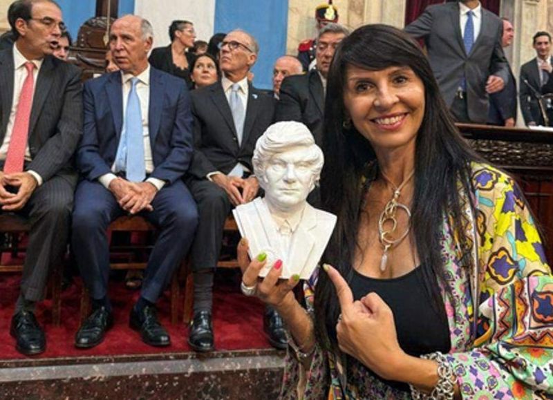 Lorena Villaverde, la candidata libertaria con pasado narco que busca una banca en el Senado
