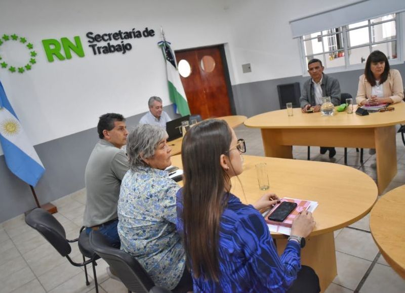 Paritarias estancadas: Educación propone bonos en lugar de aumentos salariales