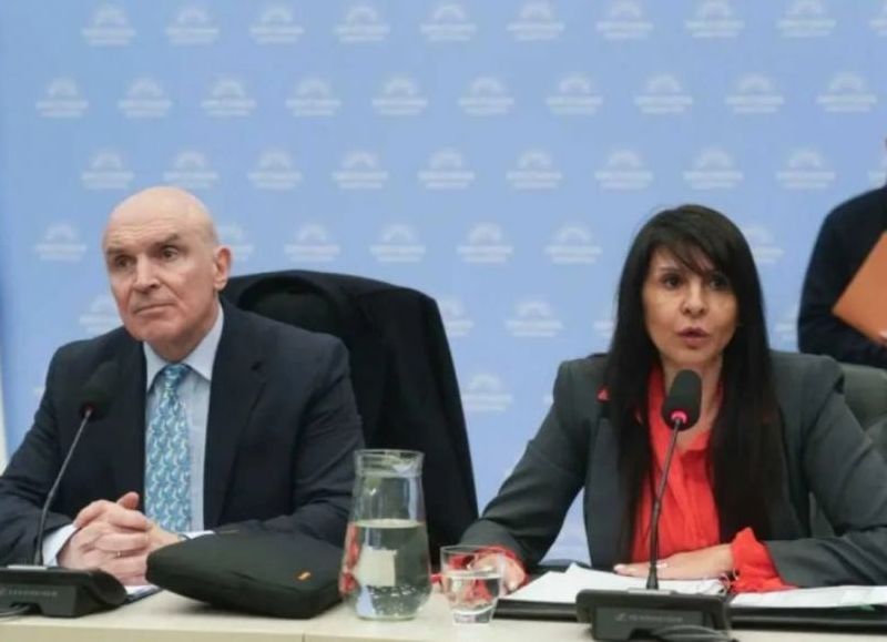 VIDEO | Diputada libertaria se hace una rinoscopía para desmentir su vínculo con el narcotráfico y queda en ridículo